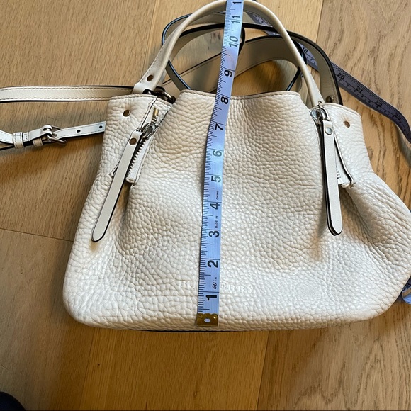 Burberry Bucket Bag Purse White Leather - Picture 10 of 14